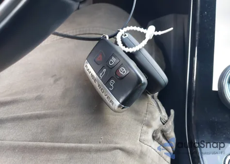 2018 Land Rover Range Rover Velar P250 Se R-Dynamic from USA, damaged, VIN SALYL2RX6JA774490